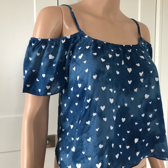 Abercrombie Blue White Hearts Off Shoulder Top Medium Girls - Picture 2 of 3